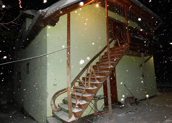відпочинок у євгена та оксани 招待所 亚列姆切